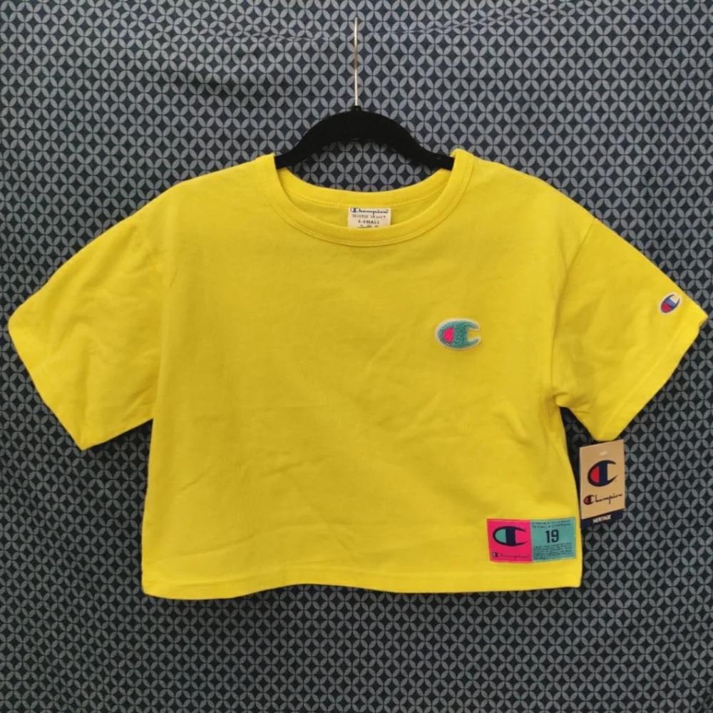 Champion - Bright yellow reverse weave heavyweight crop top. New. Size- XS - Picture 1 of 7